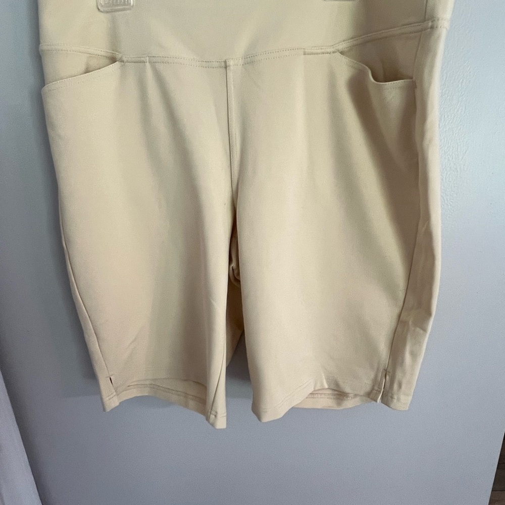 Belle by Kim Gravel Cream Bermuda Shorts